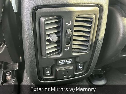 Used 2024 Dodge Durango GT image 22