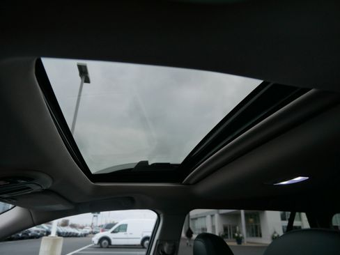 Certified 2024 Subaru Outback Touring image 32