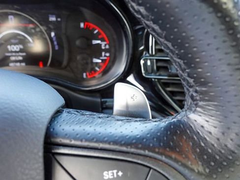 Used 2024 Dodge Durango GT image 18