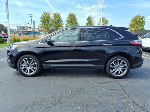 Used 2024 Ford Edge Titanium w/ Equipment Group 301A AWD/4WD image 4