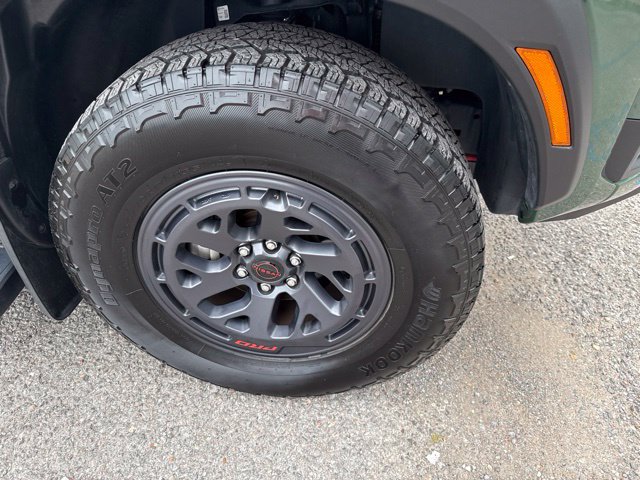 Used 2025 Nissan Frontier PRO-4X AWD/4WD image 8