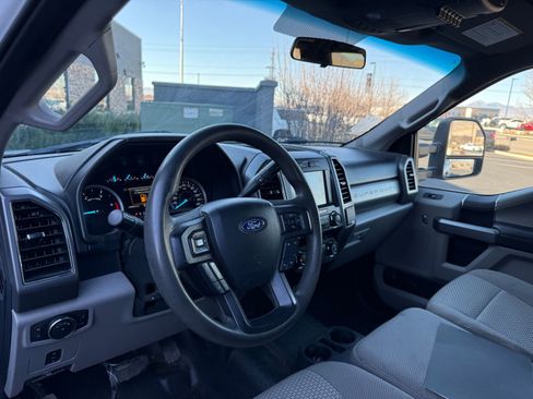Used 2019 Ford F350 XLT w/ XLT Value Package image 8
