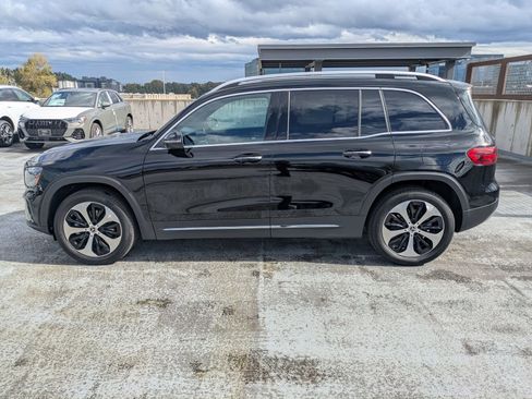 Used 2026 Mercedes-Benz GLB 250 4MATIC image 9