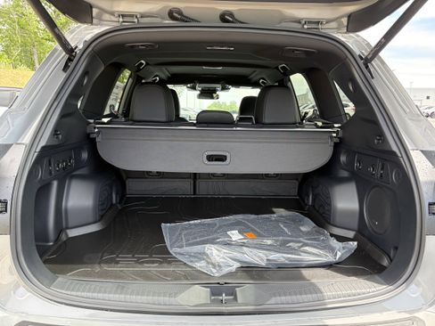 New 2026 Subaru Forester Limited AWD/4WD image 12