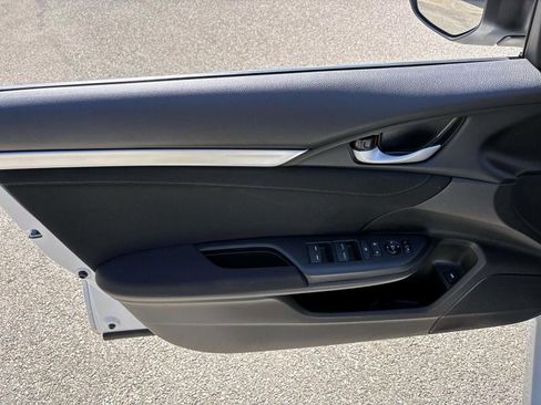 Used 2017 Honda Civic EX image 11