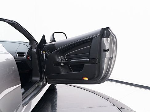 Used 2016 Aston Martin DB9 GT image 46