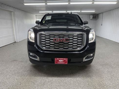 Used 2019 GMC Yukon XL Denali w/ Denali Ultimate Package AWD/4WD image 3