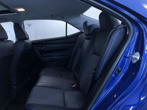 Used 2017 Toyota Corolla SE image 21