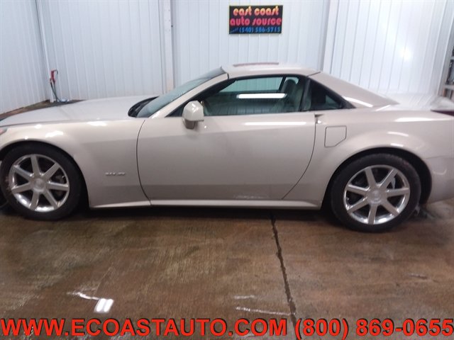 Used 2006 Cadillac XLR RWD image 5