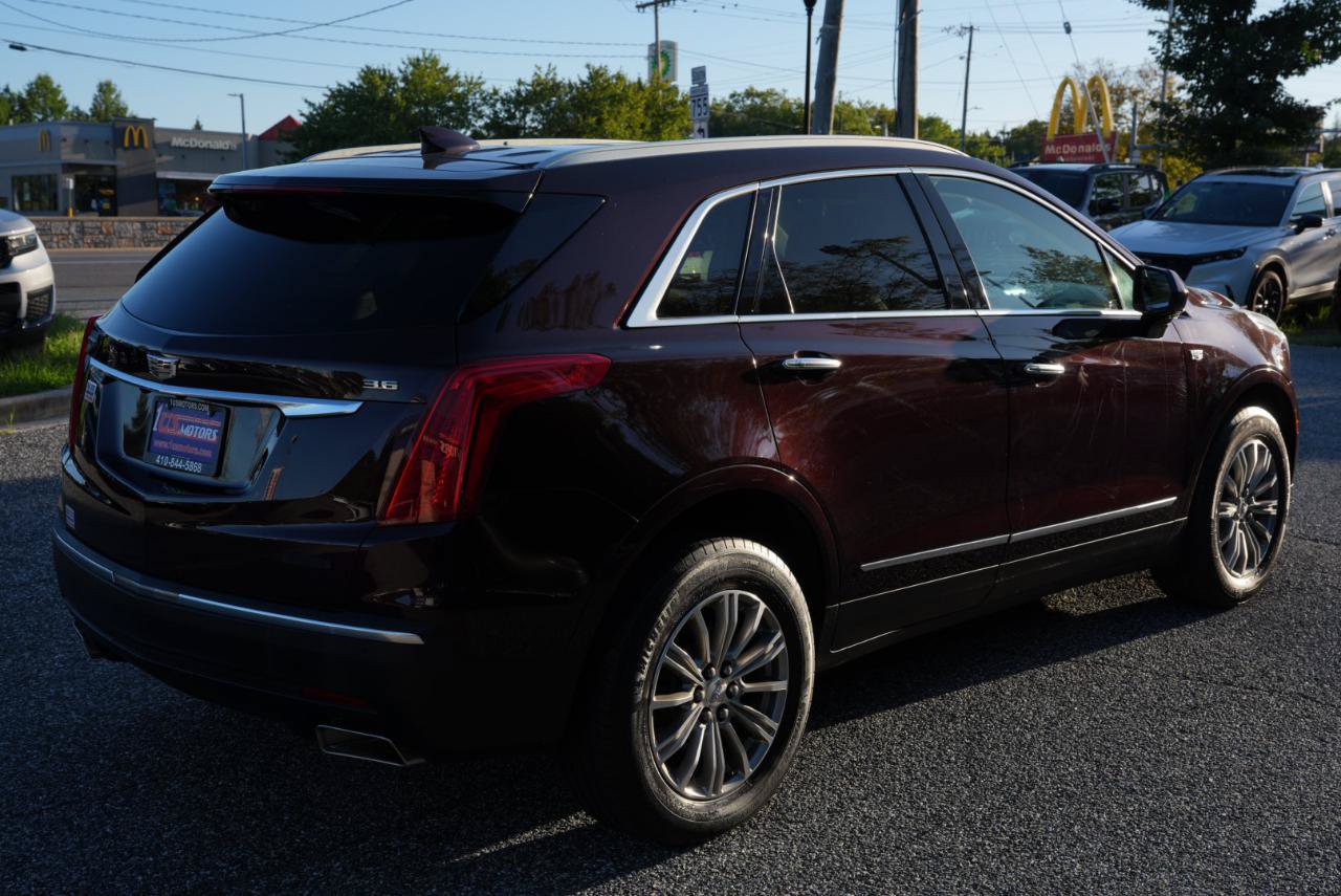 Used 2018 Cadillac XT5 Luxury w/ Driver Awareness Package FWD image 7