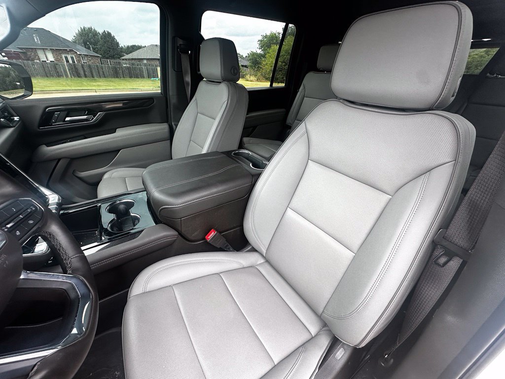 Used 2026 GMC Yukon XL Elevation w/ LPO, Floor Liner Package RWD image 9