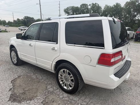 Used 2012 Lincoln Navigator 4WD image 5