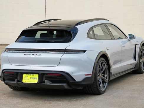 Used 2022 Porsche Taycan Turbo S w/ Technology Package AWD/4WD image 58