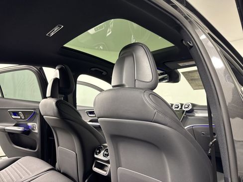 New 2026 Mercedes-Benz GLC 300 4MATIC image 17