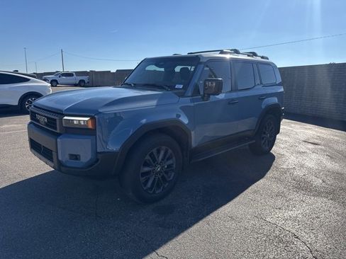 Used 2025 Toyota Land Cruiser image 3