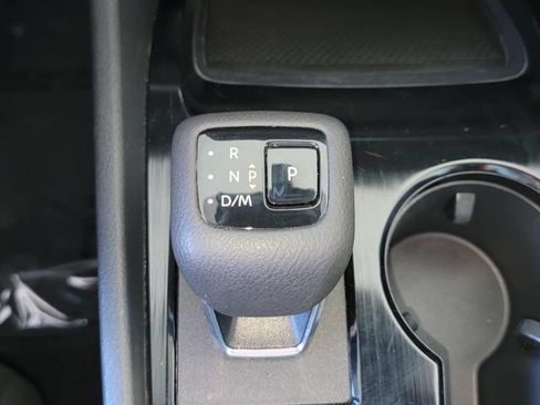 Used 2024 Nissan Rogue S AWD/4WD image 24