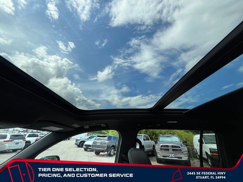 Used 2024 Chevrolet Traverse LT w/ Midnight/Sport Edition FWD image 35