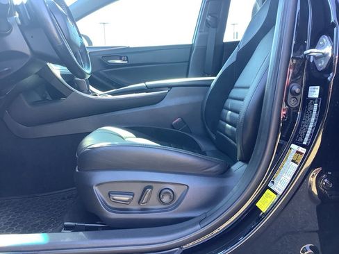 Used 2021 Toyota Avalon XSE image 26