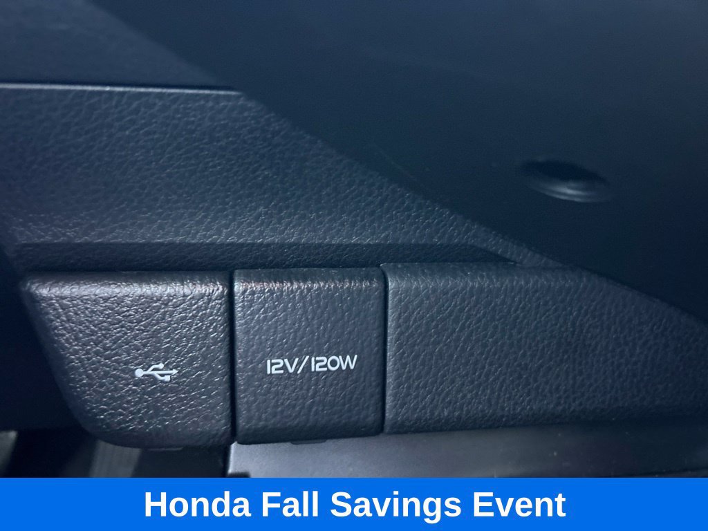 Used 2024 Toyota Camry SE FWD image 25