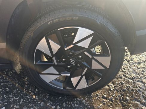 Used 2025 Hyundai Kona SEL image 27