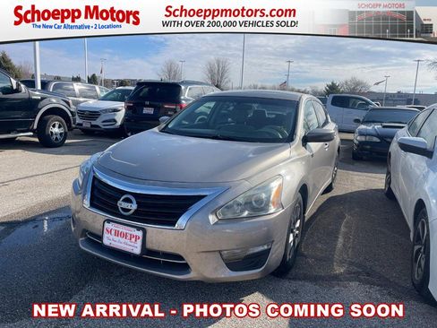 Used 2015 Nissan Altima 2.5 S w/ Special Edition Package image 1