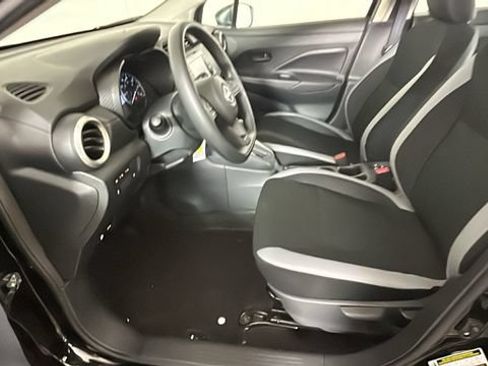 Used 2025 Nissan Versa S w/ Trunk Package FWD image 12