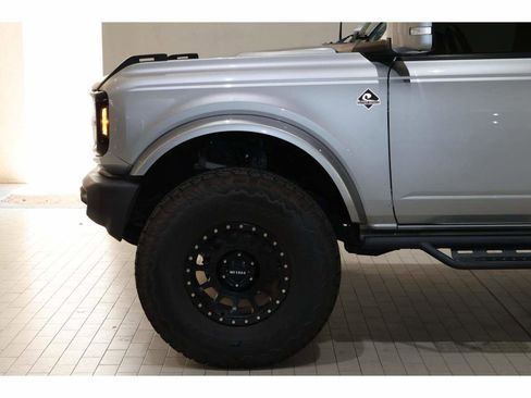 Used 2021 Ford Bronco Outer Banks AWD/4WD image 4