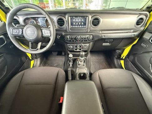 Used 2023 Jeep Gladiator Sport AWD/4WD image 20