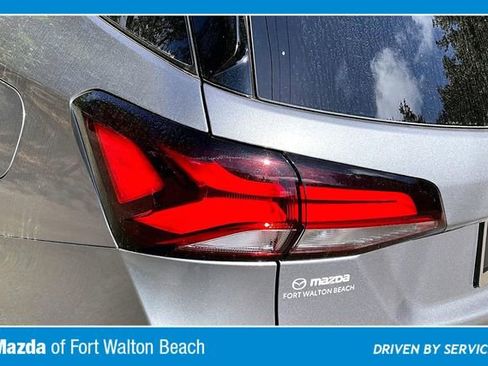 Used 2023 Chevrolet Equinox RS w/ LPO, Floor Liner Package FWD image 20