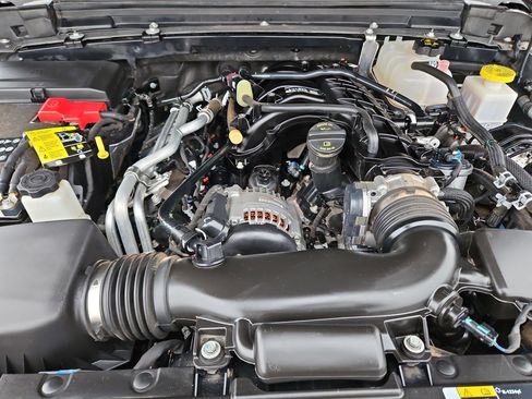 Used 2023 Jeep Gladiator Rubicon w/ LED Lighting Group image 36