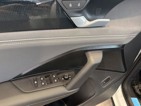 New 2026 Volkswagen Tiguan SE AWD/4WD image 17