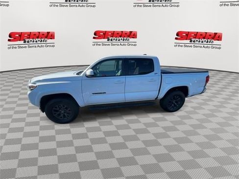 Used 2022 Toyota Tacoma SR5 image 6
