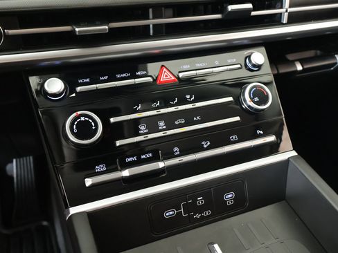 Certified 2026 Hyundai Santa Fe SE FWD image 7