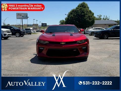 Used 2018 Chevrolet Camaro SS RWD image 2