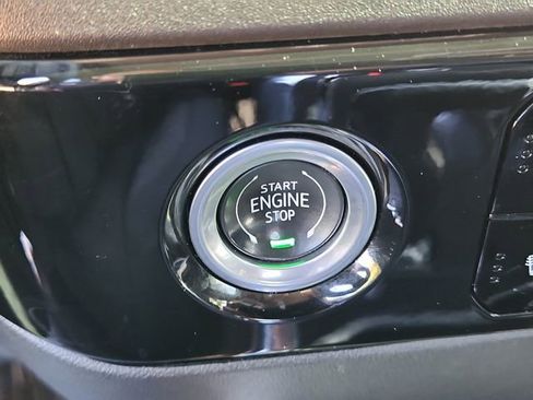 Used 2023 Chevrolet Silverado 1500 RST AWD/4WD image 29