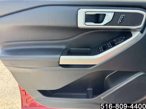 Used 2023 Ford Explorer XLT w/ Equipment Group 202A AWD/4WD image 27