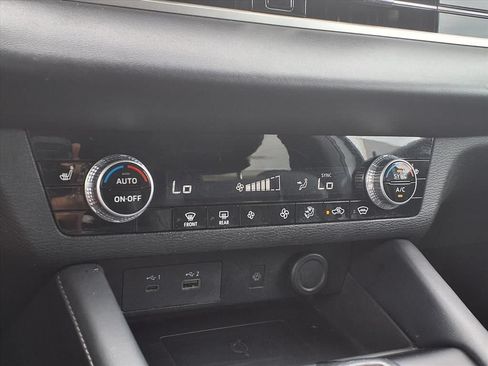 Used 2024 Mitsubishi Outlander Ralliart AWD/4WD image 22