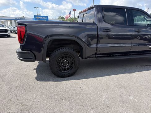 Certified 2026 GMC Sierra 1500 AT4X w/ AT4X AEV Edition AWD/4WD image 6