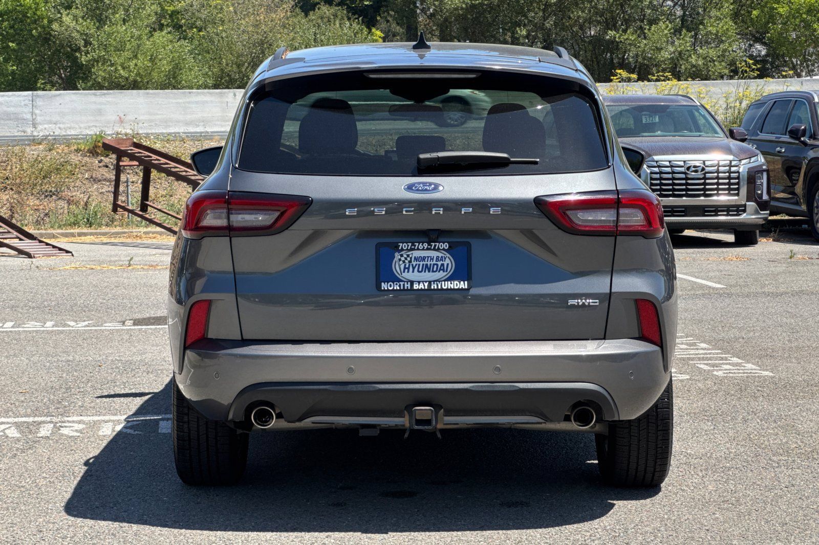 Used 2023 Ford Escape ST-Line Select w/ Tech Pack #2 AWD/4WD image 5