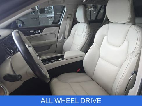 Used 2020 Volvo V60 T5 Cross Country w/ Protection Package Premier image 15