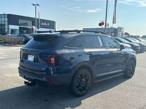 Certified 2025 Kia Sorento SX Prestige w/ Olive Brown Leather Package AWD/4WD image 3