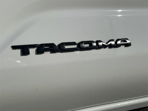 Certified 2025 Toyota Tacoma Limited image 9
