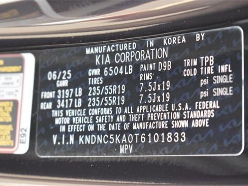 New 2026 Kia Carnival EX image 38