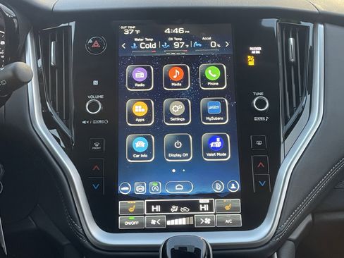 Certified 2025 Subaru Outback Premium w/ Popular Package #1A image 24