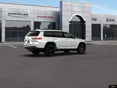 New 2026 Jeep Grand Cherokee L Limited w/ Limited Altitude Package AWD/4WD image 8
