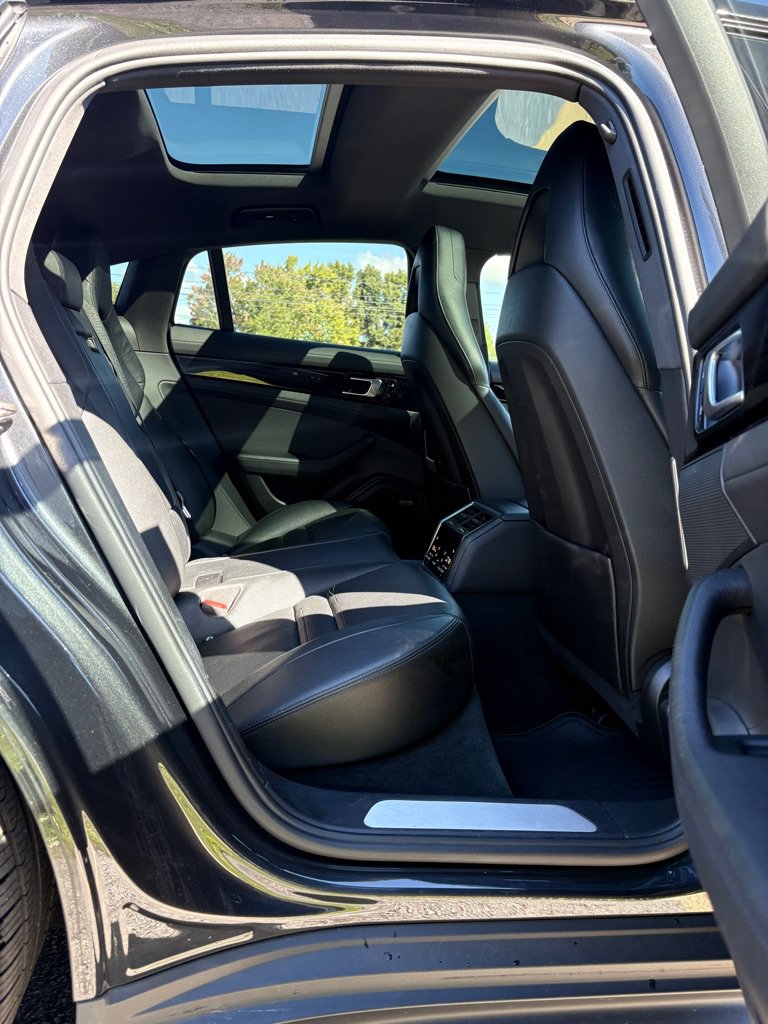 Used 2019 Porsche Panamera 4 AWD/4WD image 13