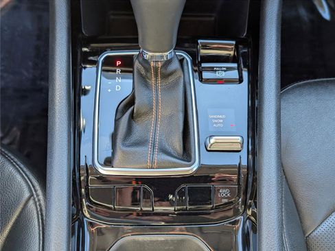 Used 2022 Jeep Compass Limited w/ Sun and Sound Group image 25