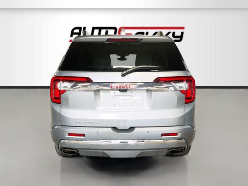 Used 2023 GMC Acadia Denali w/ Denali Ultimate Package image 6