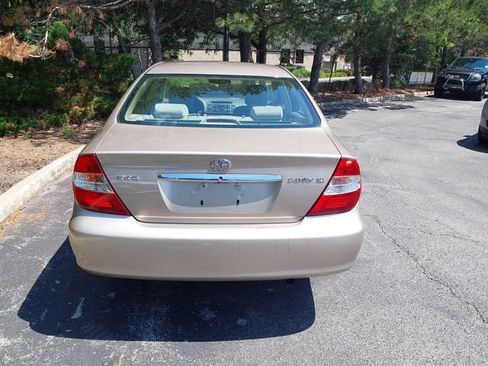Used 2003 Toyota Camry XLE FWD image 6