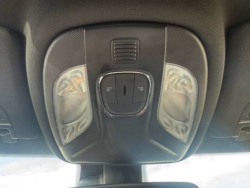 Used 2025 Jeep Compass Trailhawk AWD/4WD image 36